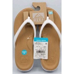 Women's Reef Cushion Cloud Slip On Thong Platform Sandals - Size 11 - White -New